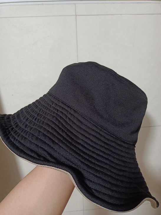 全新防晒帽(买化妆品送的)