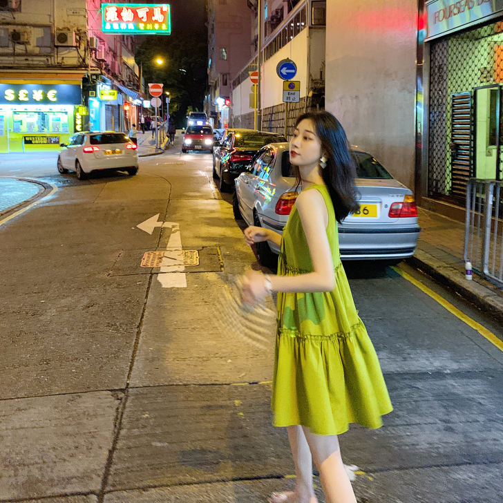 女装2019款闺蜜装牛油果绿裙子仙女超仙森...