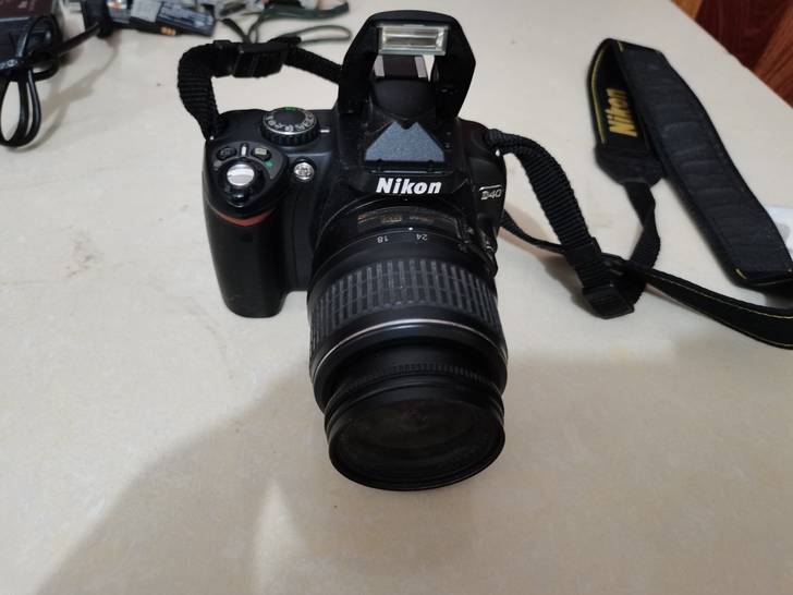 NIKON尼康单反相机，入门级，完全划算，...