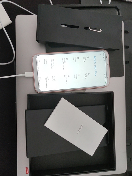 魅族16thplus  8+128g，成色...
