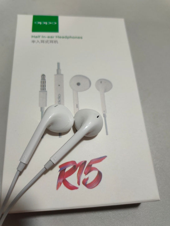 oppo耳机R15手机耳机半入耳式线控带麦...
