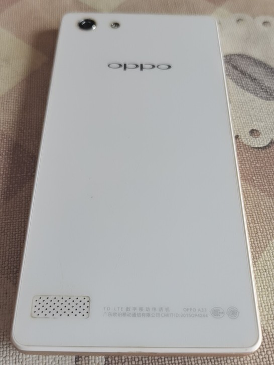 自己用的OPPO  A33现在闲置了，八九...