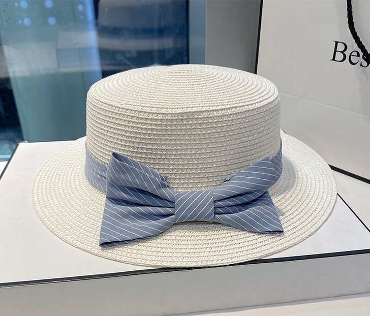 全新包邮  帽子女夏天白色平檐小礼帽海边遮...