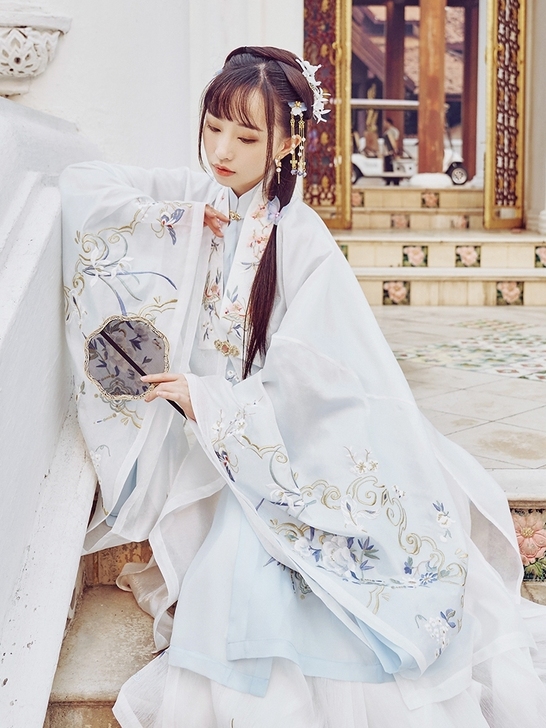 汉服出租 十三余小豆蔻思无邪明制XS码大全套