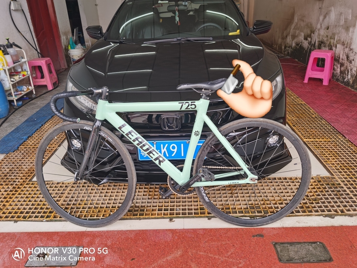 闲置两年死飞，LEADER725车架，可小刀