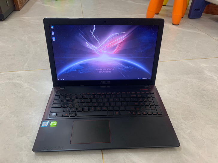 战神游戏本 华硕FH5900V 六代i7神...