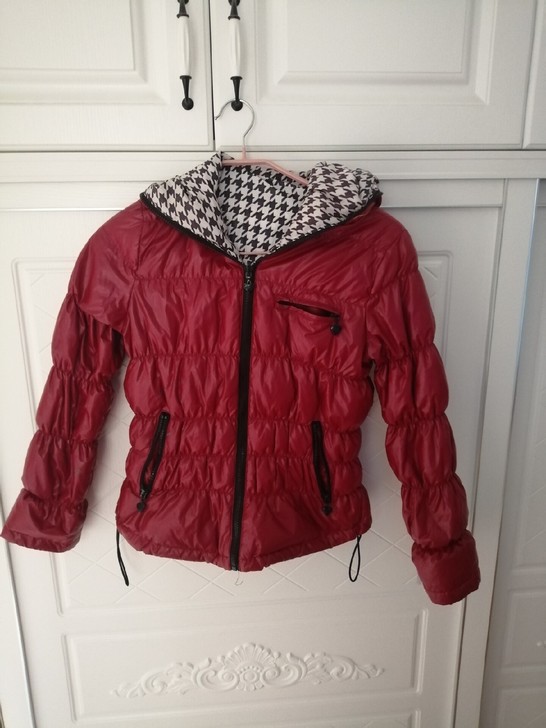 猫人短款羽绒服女两面穿正反面都可以穿，正反...