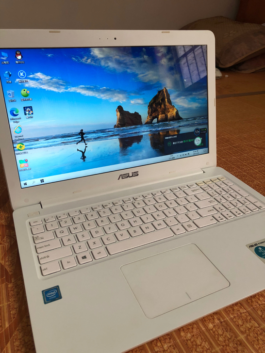 华硕超薄笔记本E502s,电脑可以正常使用...