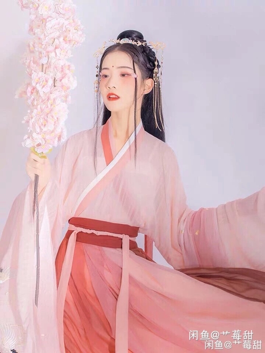 汉尚华莲桃花记汉服襦裙