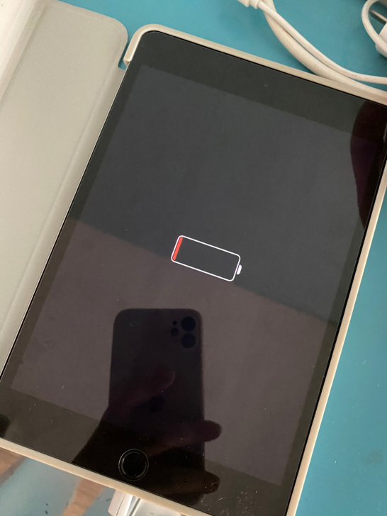 苹果ipad mini4.  128G