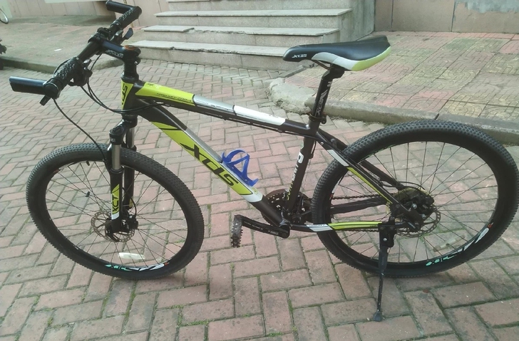 轻便好骑，送打气筒和车锁