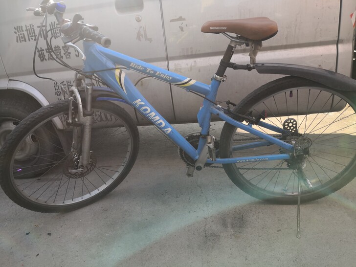 自行车,这台车很值得买。骑行很溜,还有收藏...