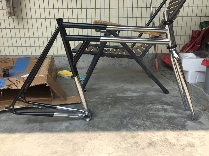 异形无下管钢架死飞整车车架场地自行车