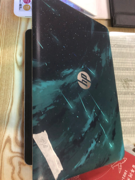 惠普笔记本电脑一直贴膜使用几乎全新,没修过...