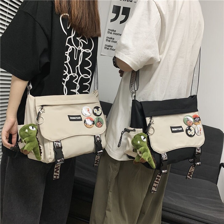 全新低价斜挎包潮牌时尚休闲帆布包女学生韩版...