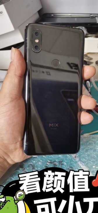 小米mix3七八成新吧，边角有磕碰，换过副...