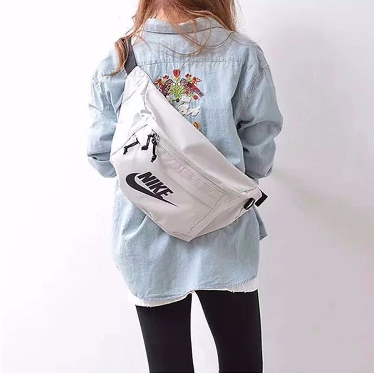 【特价包邮】斜挎包男女背包大容量运动腰包帆...