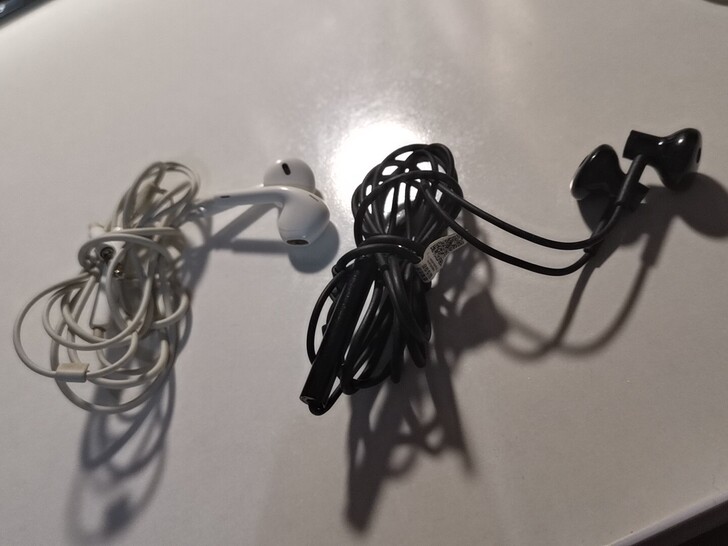 苹果原装耳机 小米耳机##amp；hell...