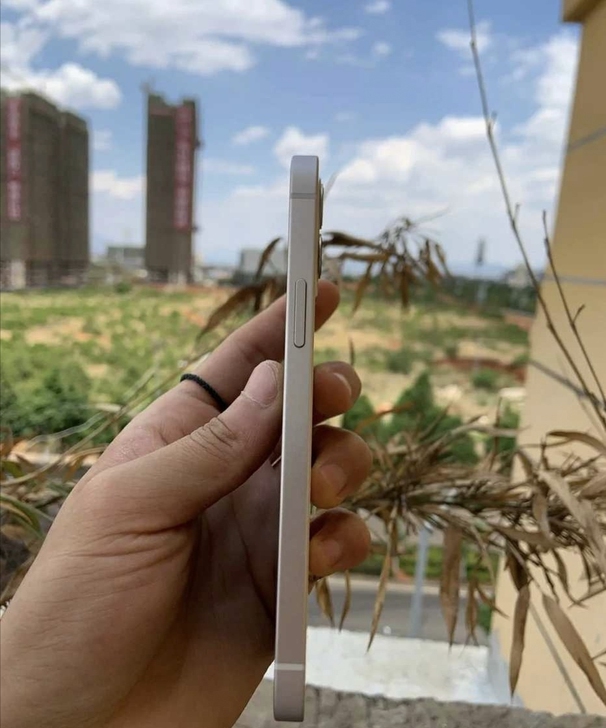 苹果 12 128G 白色 正品 可以验机