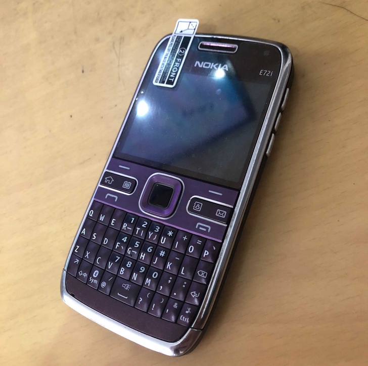 诺基亚e71 e72 原装正品 本产品原装...