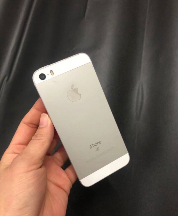 苹果iPhone SE手机 无锁全网通 原...
