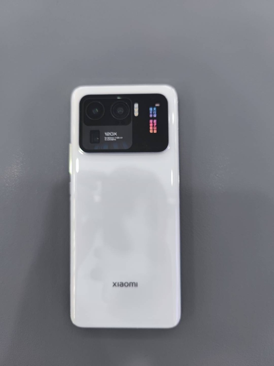 小米11 Ultra 12+256白色陶瓷...