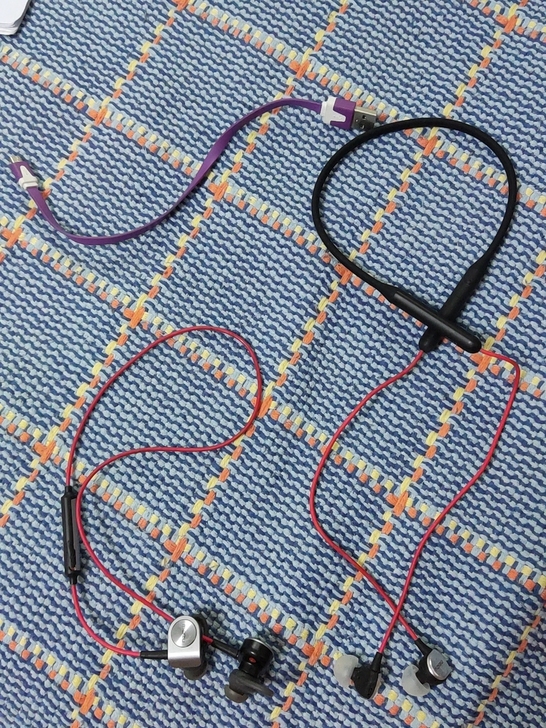 魅族蓝牙耳机，ep51和ep52打包出，带...