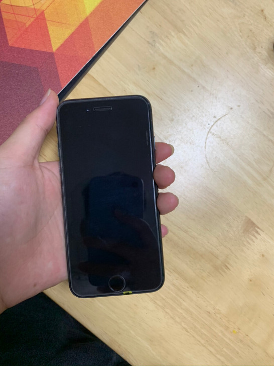 官换机无锁苹果8，日版64，全原无拆修，电...