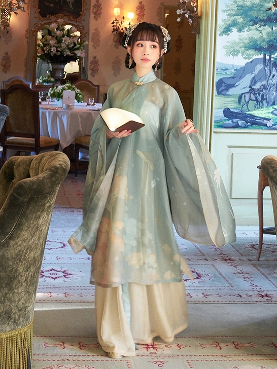 十三余小豆蔻儿[阿宝]竖领斜襟长衫印花主腰...