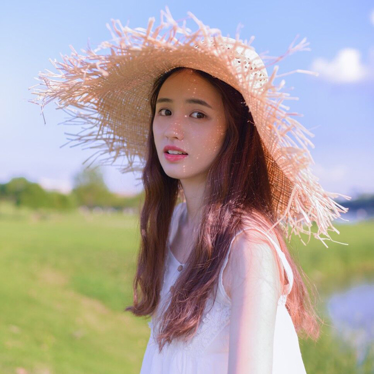 草编帽毛边大檐拉菲草帽女夏天沙滩帽休闲海边...