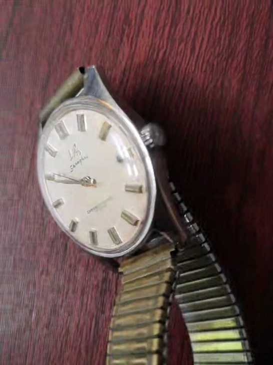 上海男士手动上弦机械表1524