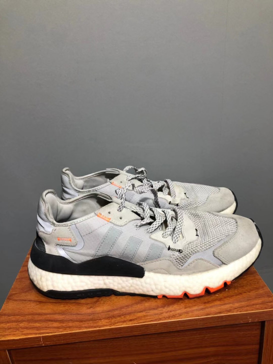 Adidas阿迪达斯男子运动鞋 42.5码...