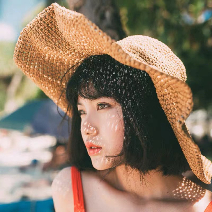 沙滩大檐草帽