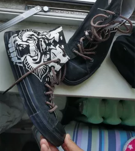 匡威帆布鞋44码，品相如图 感兴趣的话点“...