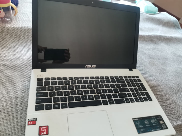 华硕笔记本X552W   AMD四核 A4...
