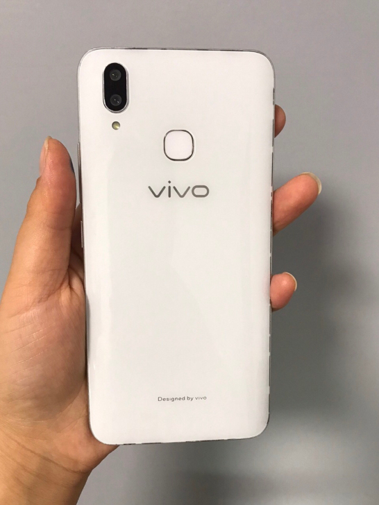 Vivox 21手机，运行6+128G高配...