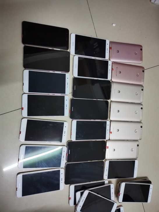 华为nova手机  4+64G手机 华为n...