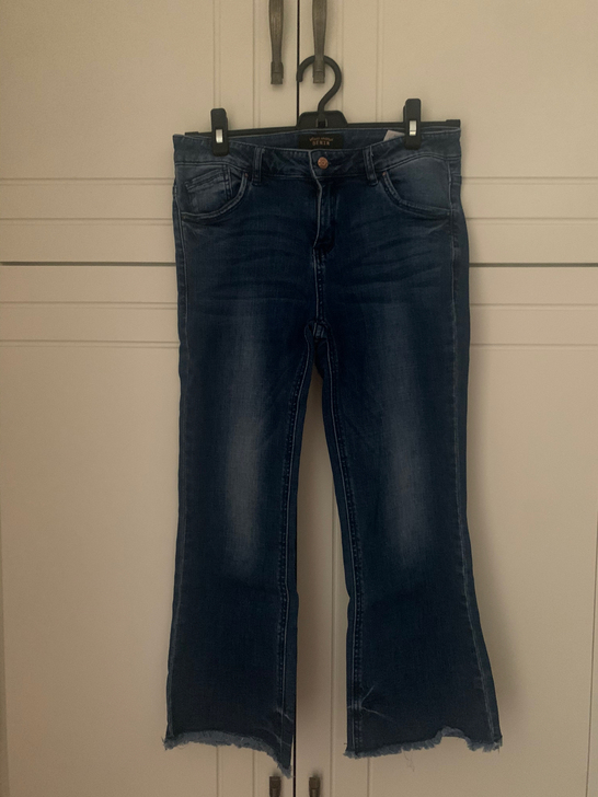 veromoda7分裤，160码，万达广场...