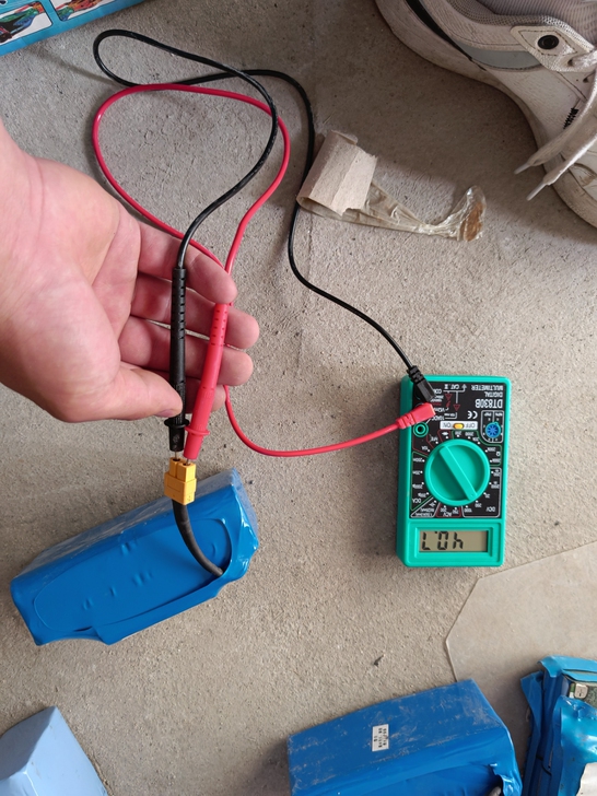 拆机平衡车锂电池，二手平衡车旧电池，电压正...