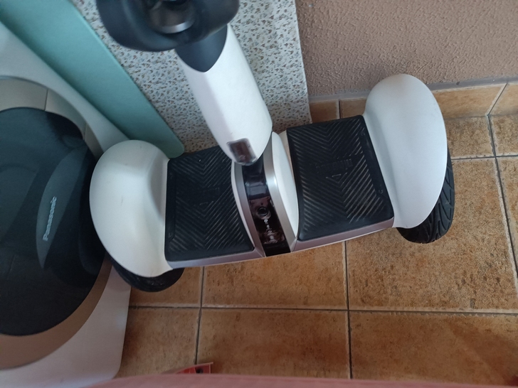 小米平衡车plus 配件全 遥控器 充电器...