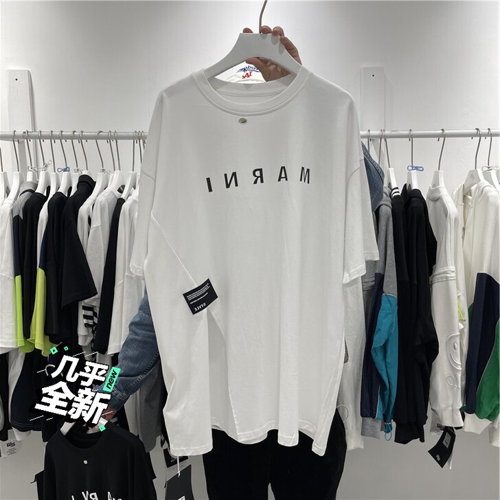 女士T,L码,几乎全新