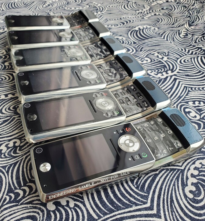 （分享贴）摩托罗拉Z10一代经典，翘臀滑盖！