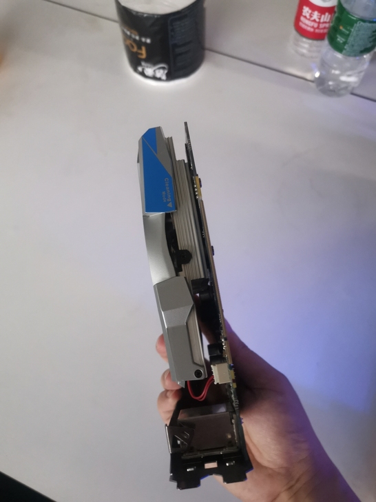 出售影驰gt740 的显卡2g显存,现在还...