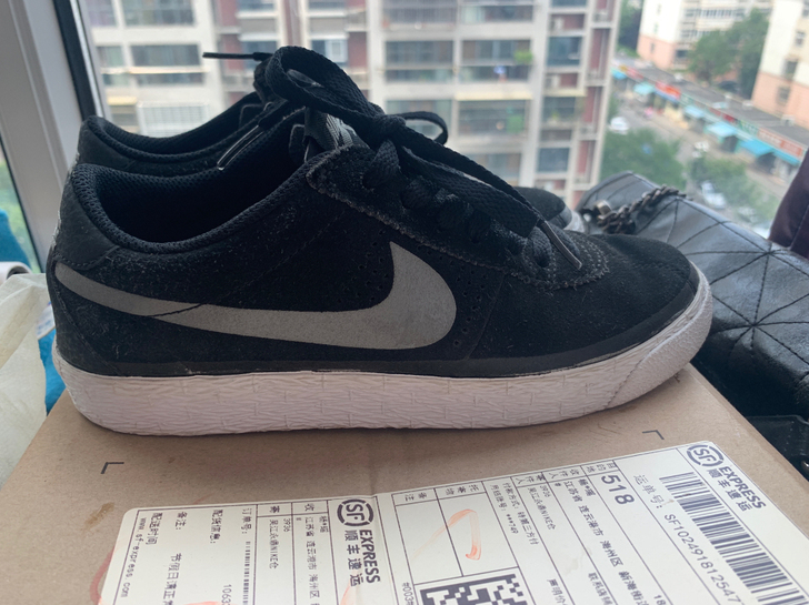 NIkE sb滑板鞋