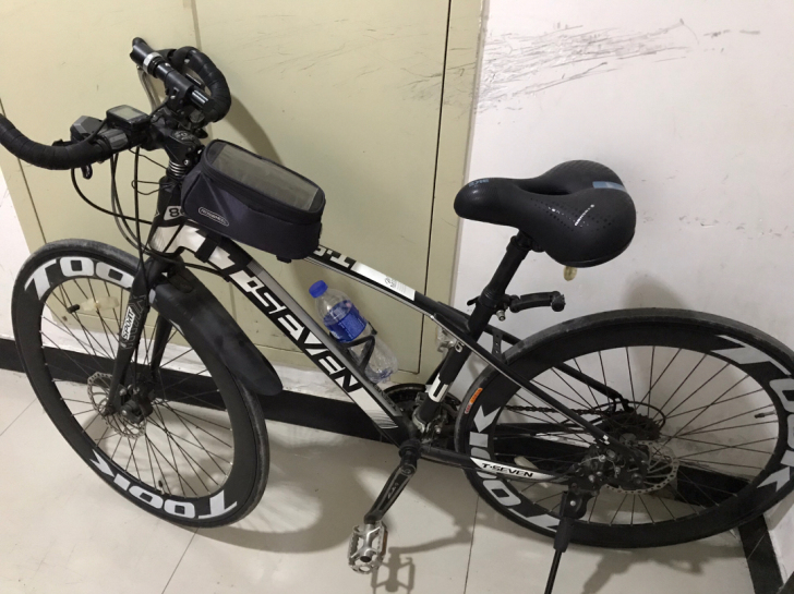八成新单车