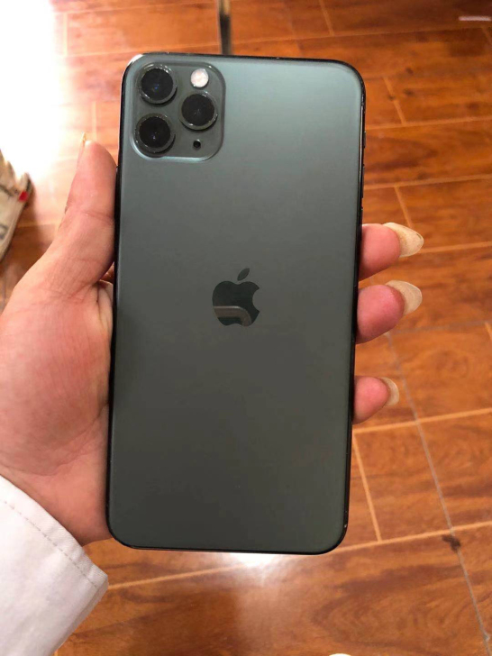 私人自用，苹果 iPhone 11 Pro...