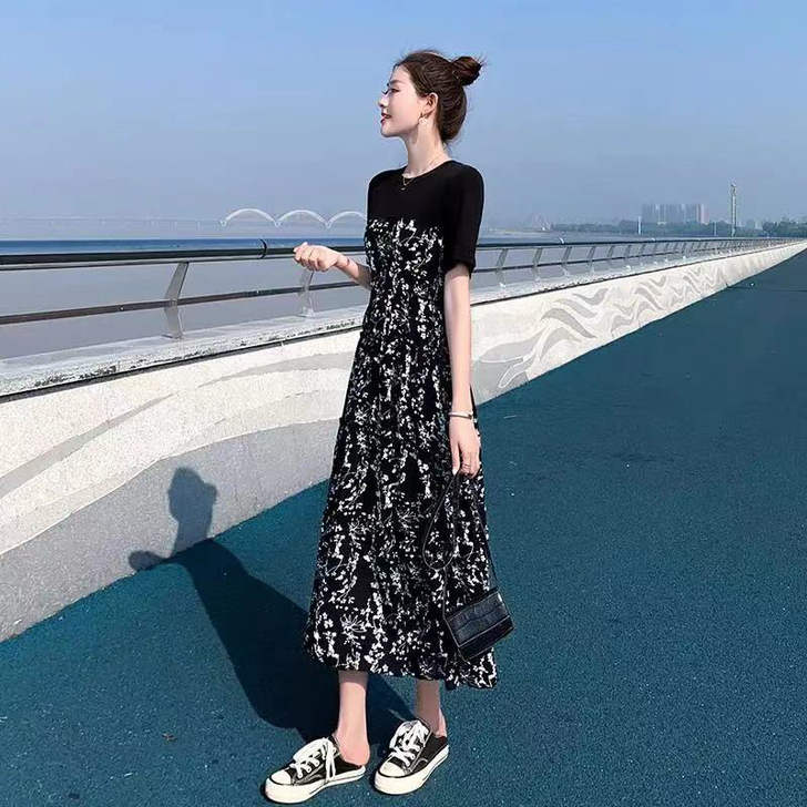 连衣裙女2021夏新款大码女装中长款雪纺拼...