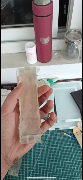 100多个手指滑板模具有点瑕疵的没打磨，不...