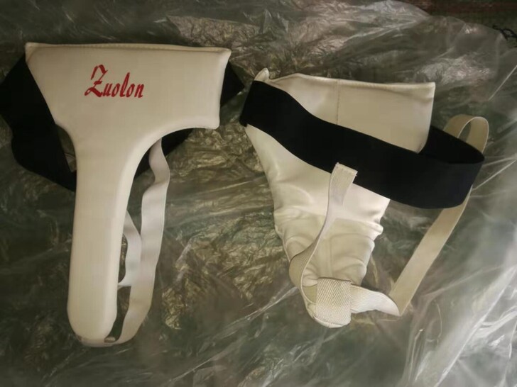 跆拳道护裆男护身全套儿童比赛型成人训练护档...