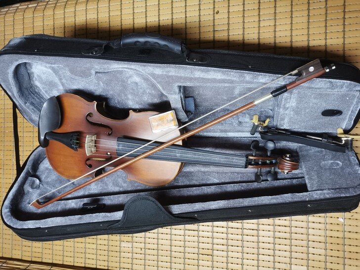 小提琴，具体看图，量了长度约530mm，不...
